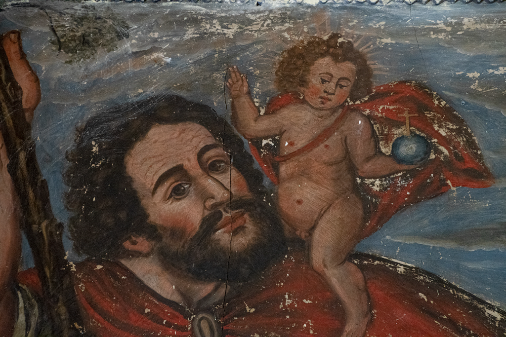 Detalle de un fresco que representa a San Crstóbal en una de las paredes de la iglesia de Santa María del Cortijo de Alba de Cerrato.