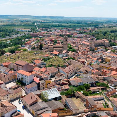 Panorámica aérea general de Dueñas.